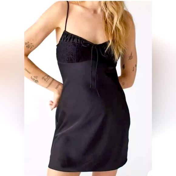 Black Mini Dress UO Urban Outfitters Perrie Lace-Inset Corset Slip Dress - Picture 1 of 11